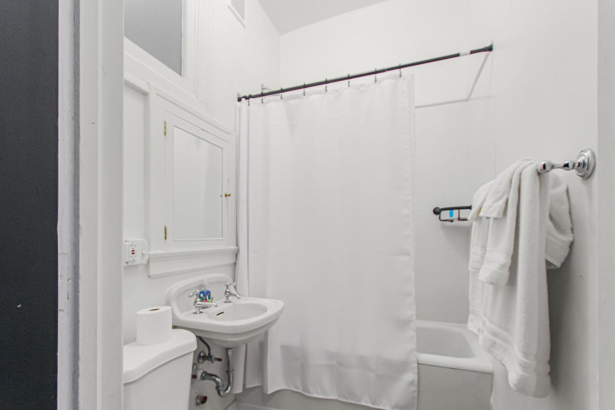 Library Square Suites Toledo  Kültér fotó