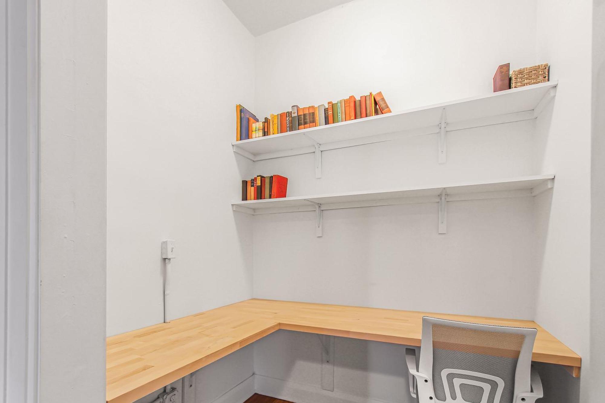 Library Square Suites Toledo  Kültér fotó