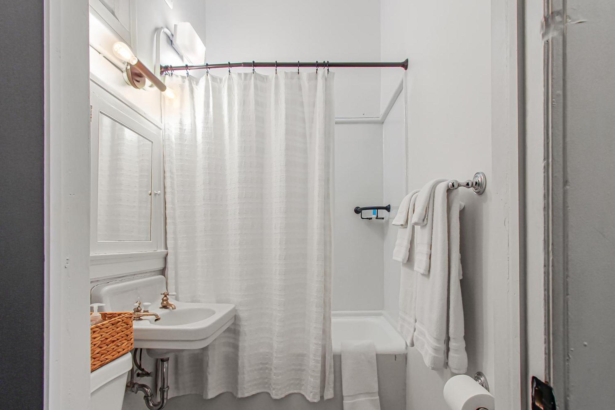 Library Square Suites Toledo  Kültér fotó