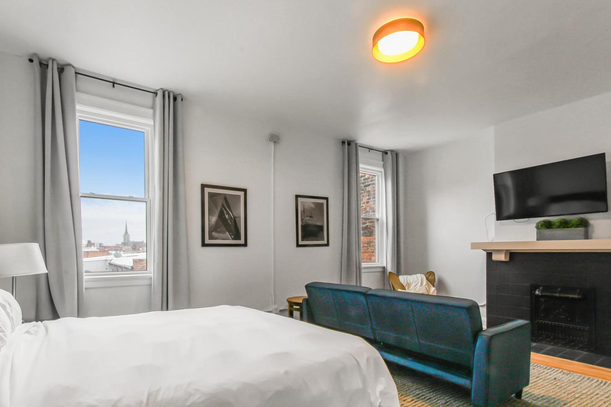 Library Square Suites Toledo  Kültér fotó